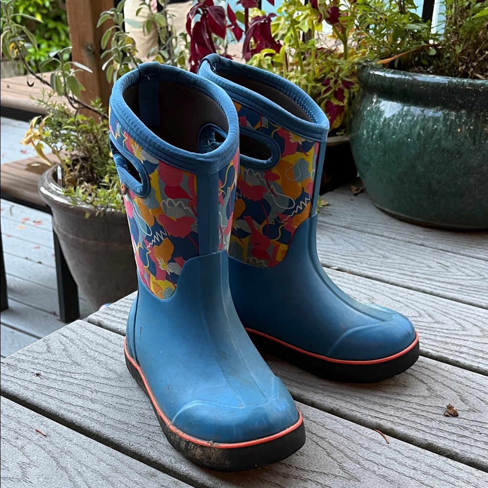Bogs Kids' Blue and Multicolor Rain Boots